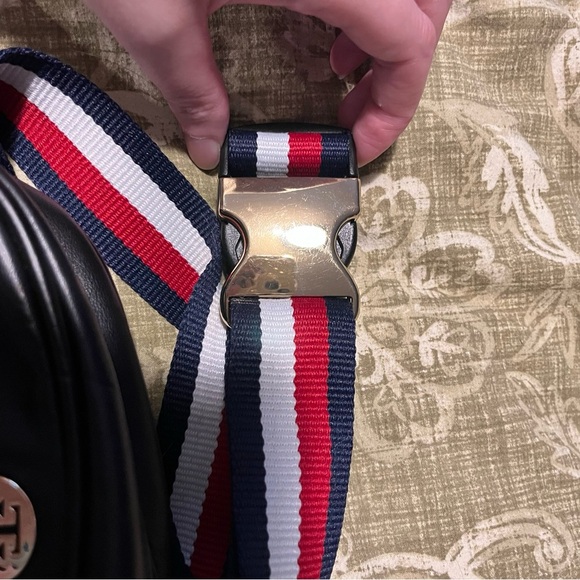 Tommy Hilfiger Belt Bag - Picture 3 of 12